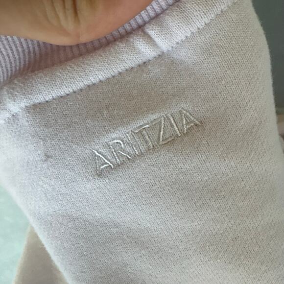 Aritzia Sweatfleece Cozy Fleece Cropped Sweater - Picture 4 of 4